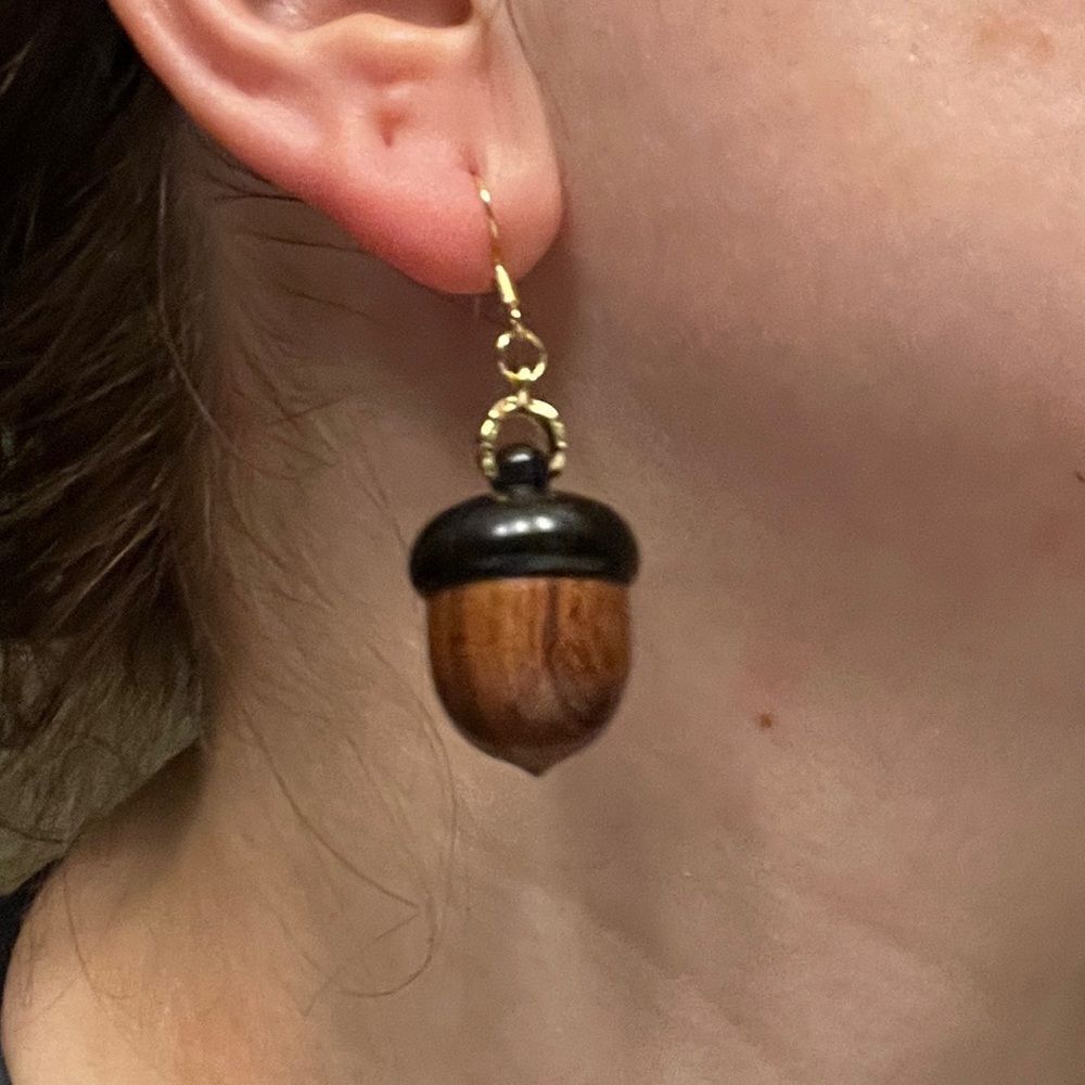 Creative Acorn-Shaped wood Earrings That Open Up - Picture 6 of 12